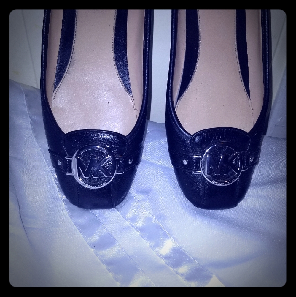 Michael Kors flats - size 8